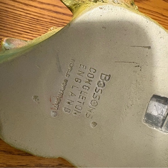 Vintage Bossons Chalkware Raccoon on Tree Wall Plaque by Congleton  + ladybug - Picture 3 of 5